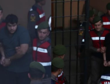 Φωτό ντοκουμέντο από τη μεταφορά των δύο Ελλήνων αιχμαλώτων στο δικαστήριο - Απίστευτα ταλαιπωρημένοι & με χειροπέδες